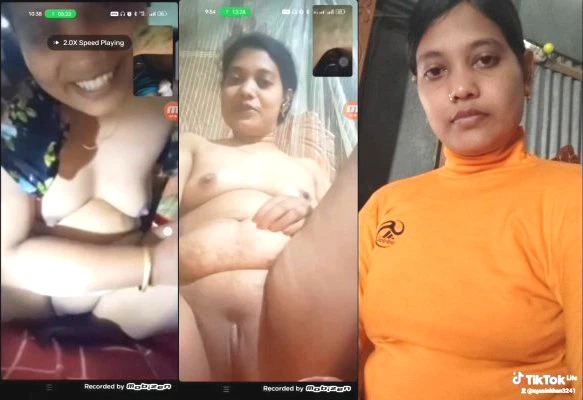 Desi Bhabhi Shows Nude Body On VC