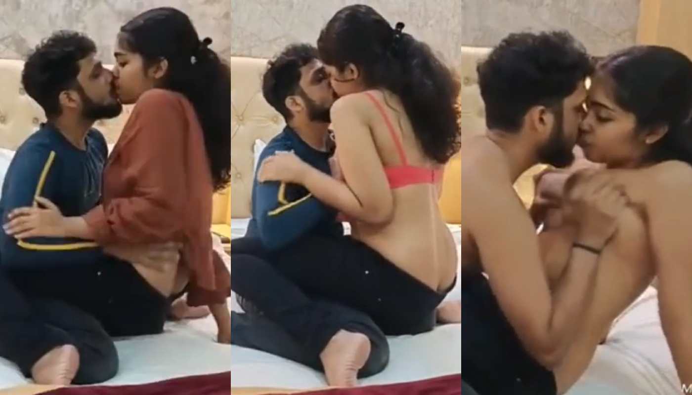 Beautifull desi slut Romantic kissing with boyfriend